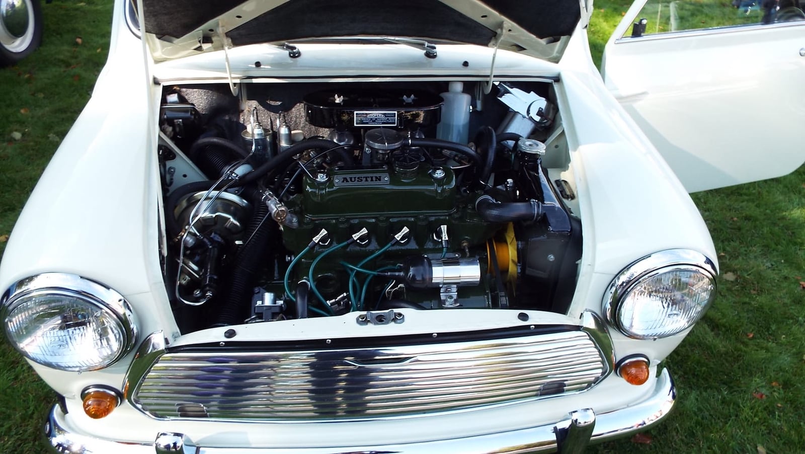 The transverse A-series engine in a classic Mini engine bay